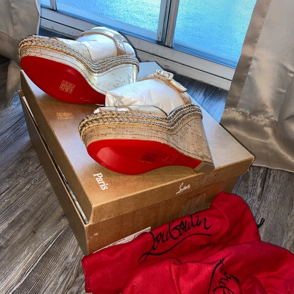 Christian louboutin Almeria size 36 - Picture 4 of 7